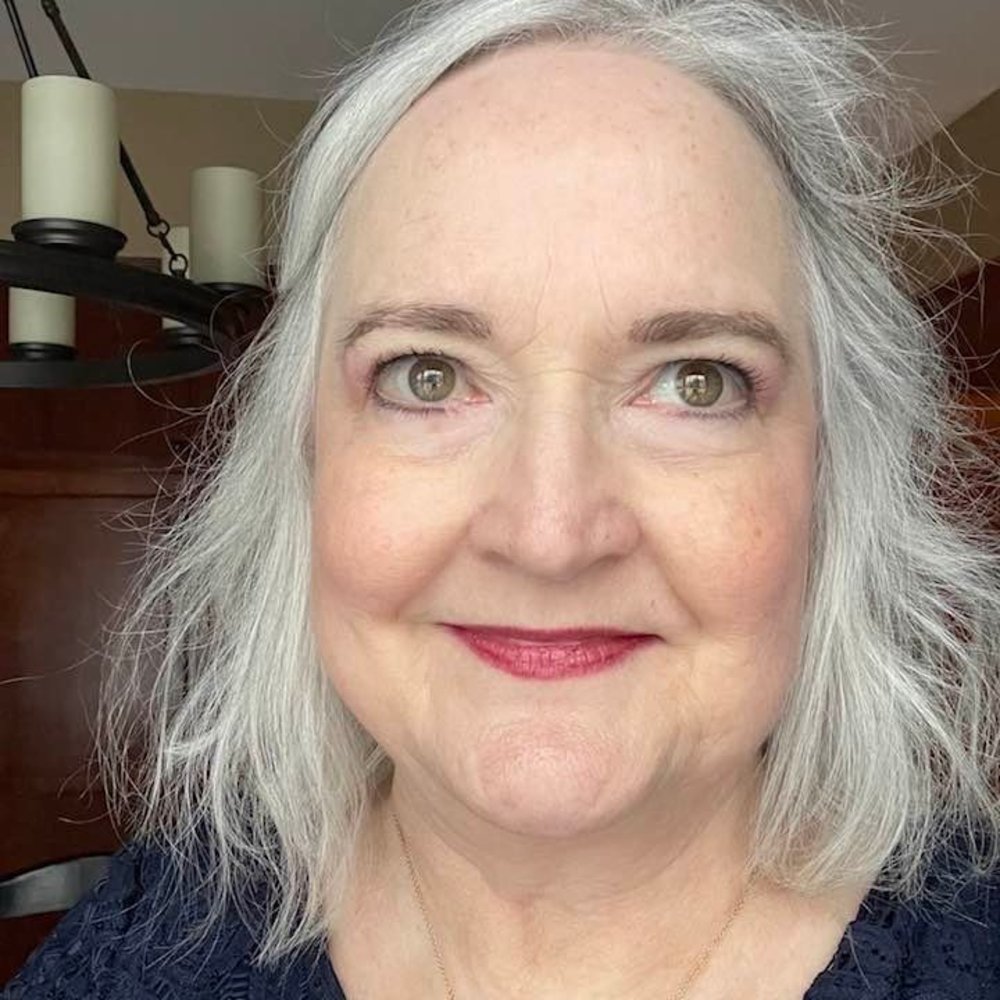Meet your Posher, Carol